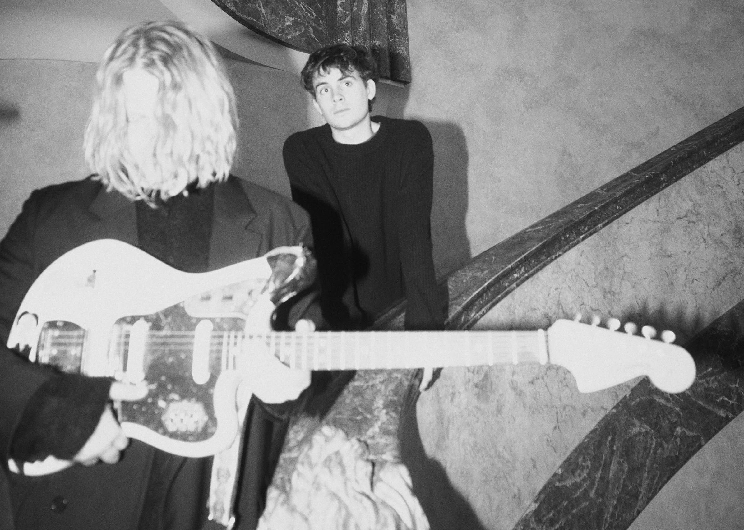 Mais qui peut stopper l’ascension indie pop de Royel Otis ?